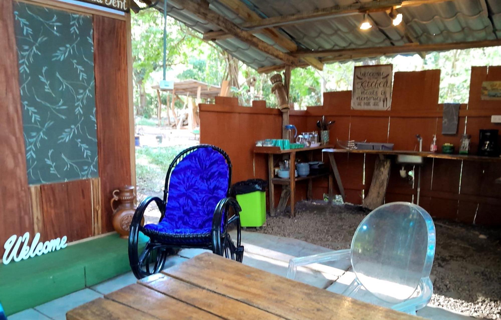 Fully Furnished Family Jungle Tent, Latino Glamping Paquera Hotel Exterior photo